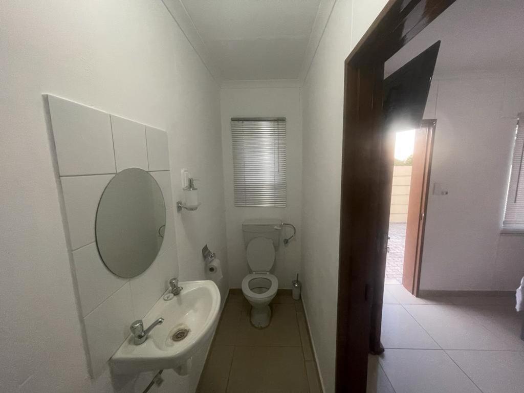 Sabrina Guesthouse Tsumeb Luaran gambar